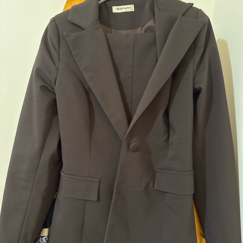 Telepathy by Aritzia Dark Brown Suit Set (Blazer + Pants) 2X1 - Picture 6 of 14